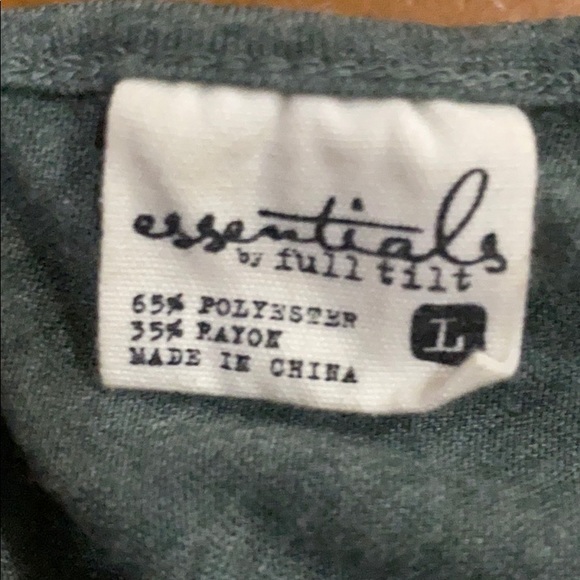 SOLD!! Full Tilt racer back tank top - Picture 3 of 3